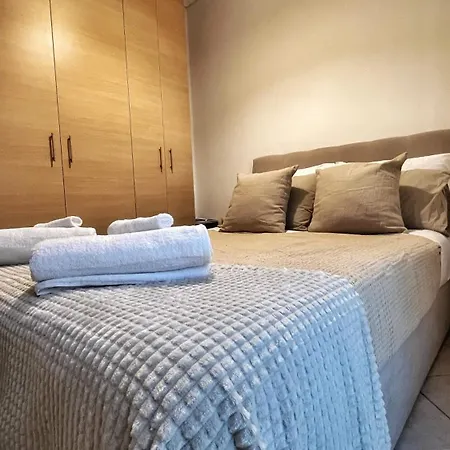 H&H Cozy Retreat Apartment Piraeus Exterior photo