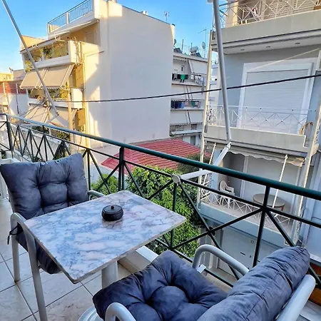 H&H Cozy Retreat Apartment Piraeus Exterior photo