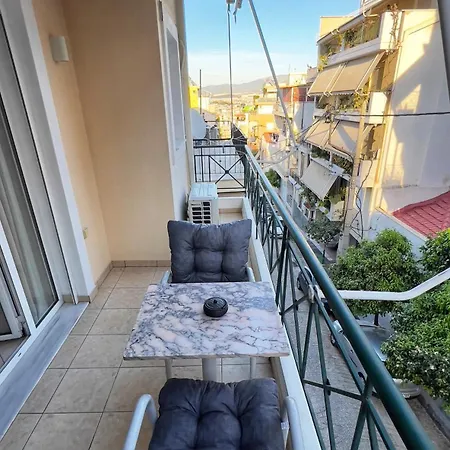 H&H Cozy Retreat Apartment Piraeus Exterior photo